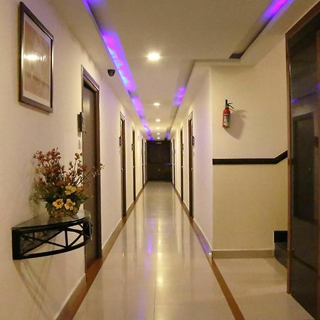Oyo Rooms Mahanadu Road Extension Vijayawāda المظهر الخارجي الصورة