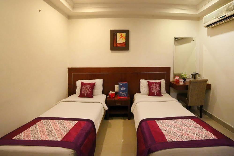 Oyo Rooms Mahanadu Road Extension Vijayawāda المظهر الخارجي الصورة