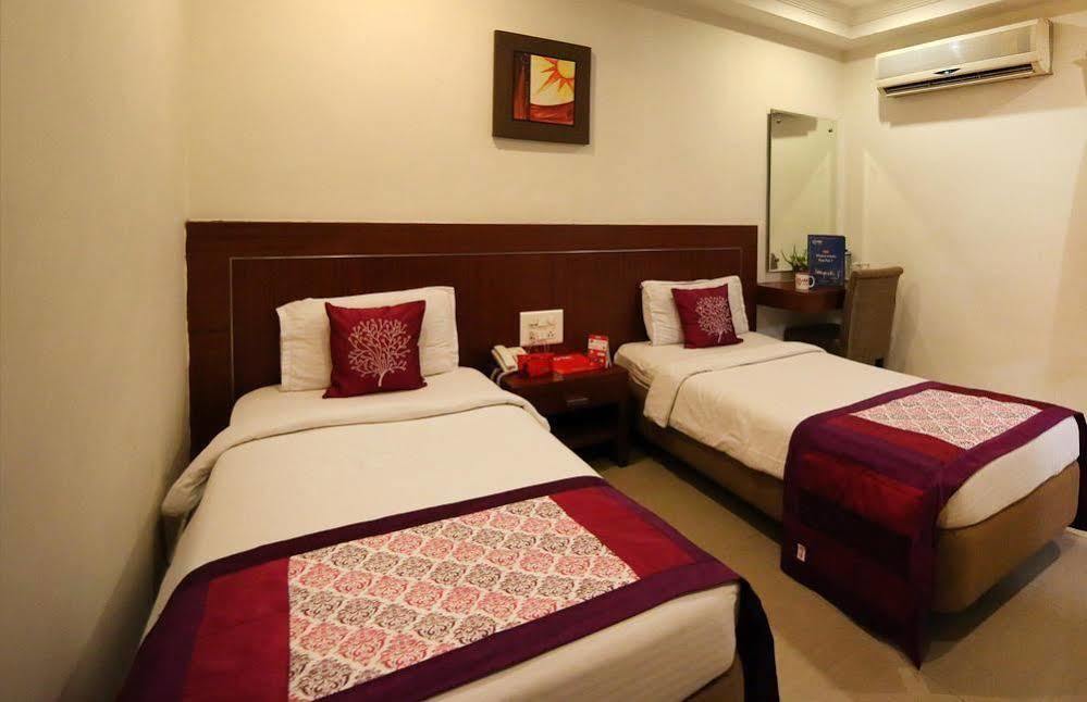 Oyo Rooms Mahanadu Road Extension Vijayawāda المظهر الخارجي الصورة